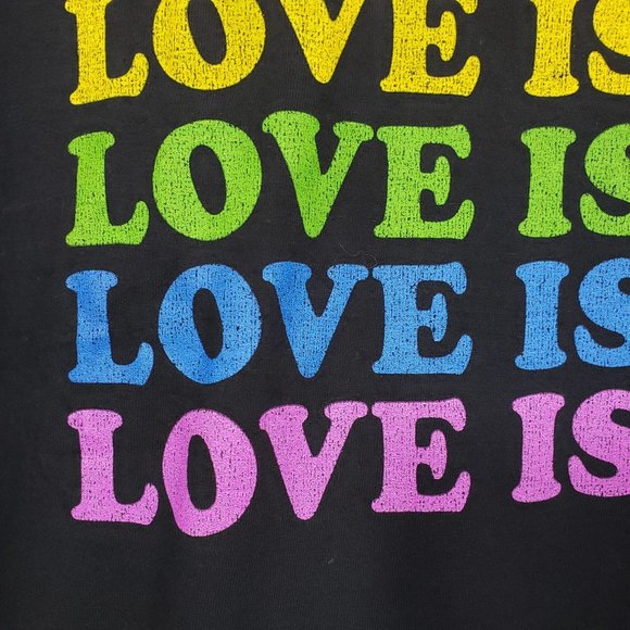 Fifth Sun NWT rainbow Love is love graphic short sleeve shirt - Picture 4 of 6